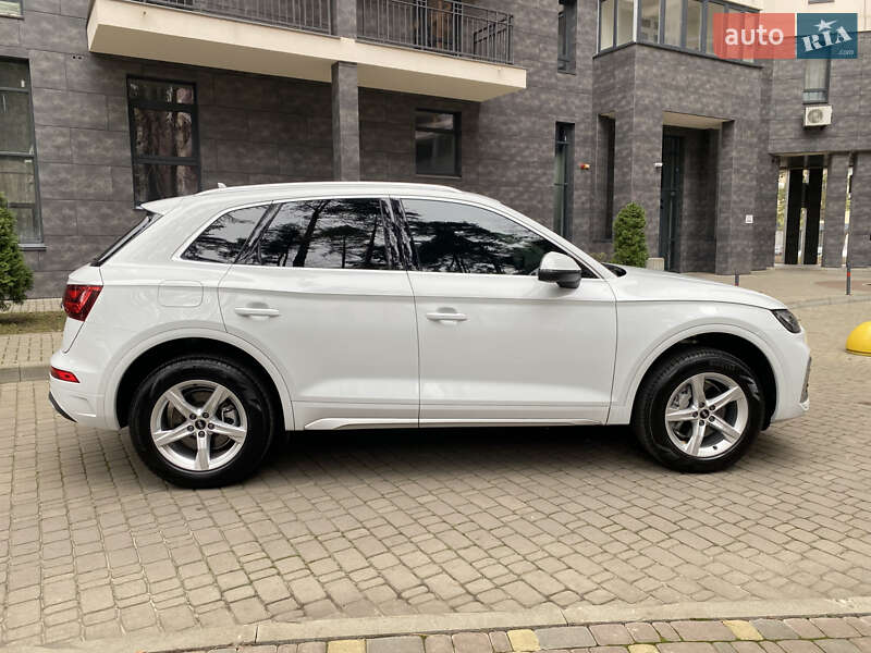 Внедорожник / Кроссовер Audi Q5 2024 в Киеве фото 6 Внедорожник / Кроссовер Audi Q5 2024 в Киеве