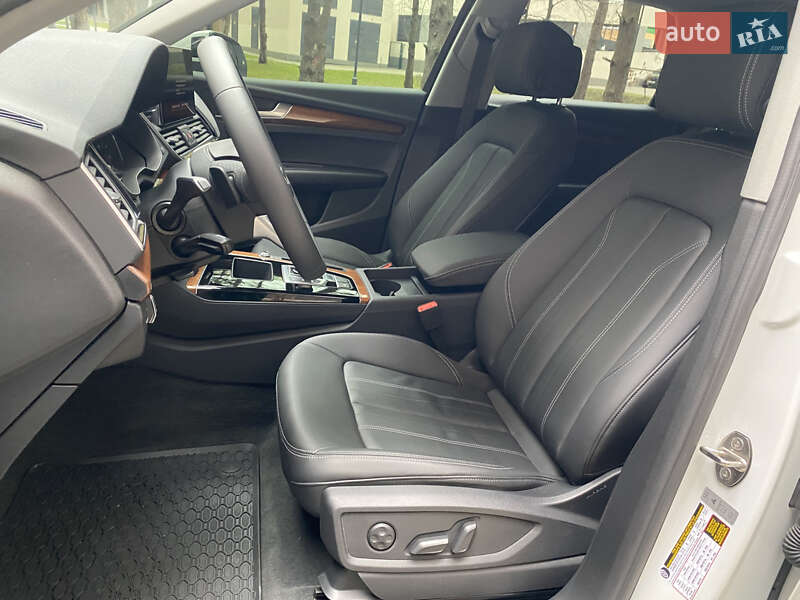 Внедорожник / Кроссовер Audi Q5 2024 в Киеве фото 19 Внедорожник / Кроссовер Audi Q5 2024 в Киеве