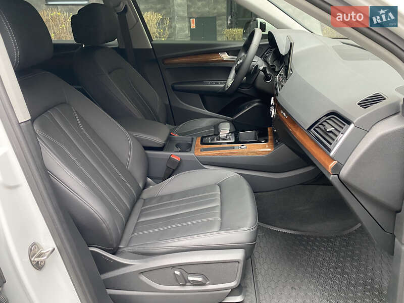 Внедорожник / Кроссовер Audi Q5 2024 в Киеве фото 29 Внедорожник / Кроссовер Audi Q5 2024 в Киеве