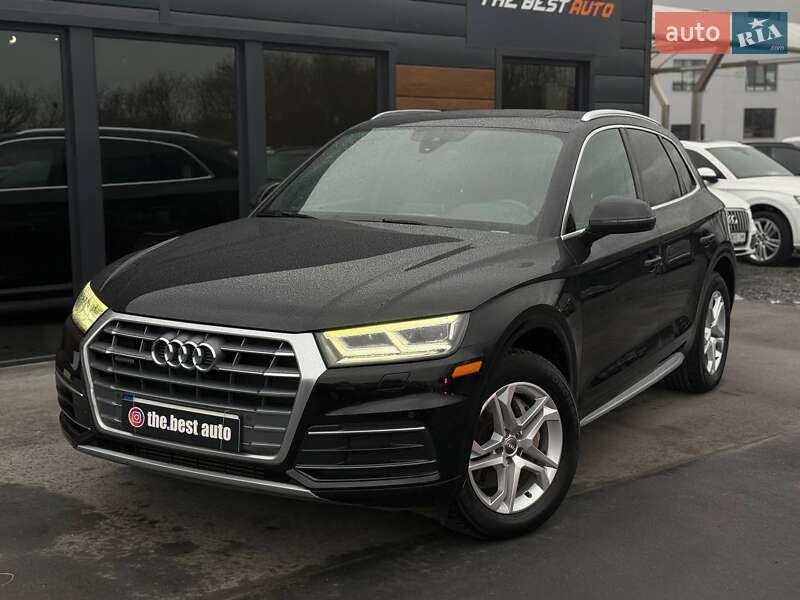 Внедорожник / Кроссовер Audi Q5 2018 в Ровно