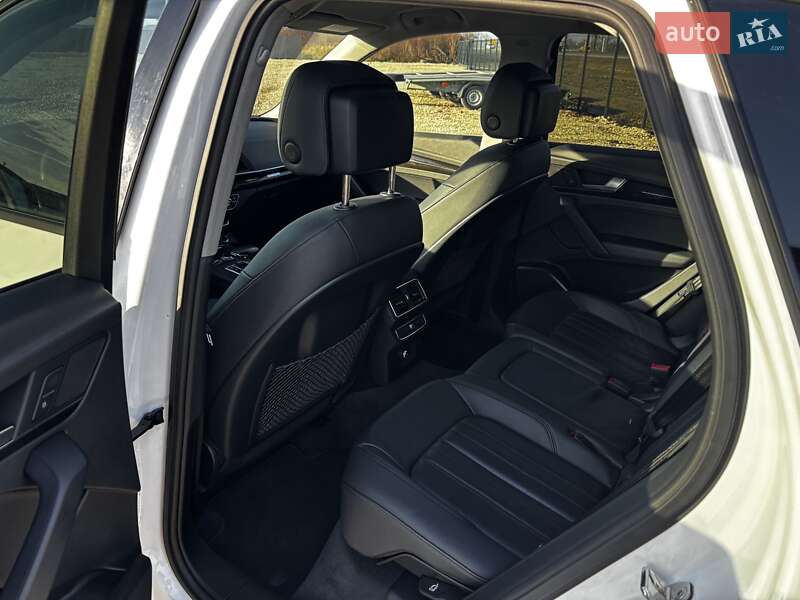 Внедорожник / Кроссовер Audi Q5 2018 в Львове фото 23 Внедорожник / Кроссовер Audi Q5 2018 в Львове