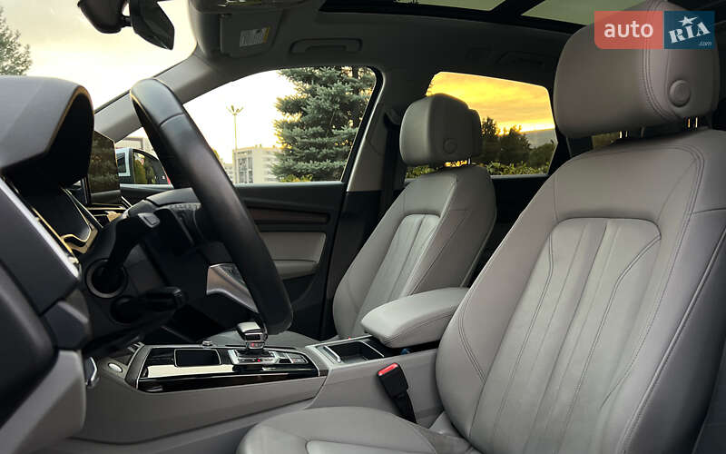Внедорожник / Кроссовер Audi Q5 2020 в Львове фото 9 Внедорожник / Кроссовер Audi Q5 2020 в Львове