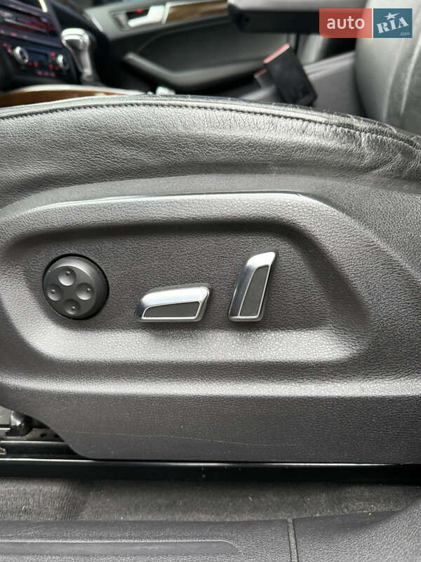 Позашляховик / Кросовер Audi Q5 2012 в Рівному