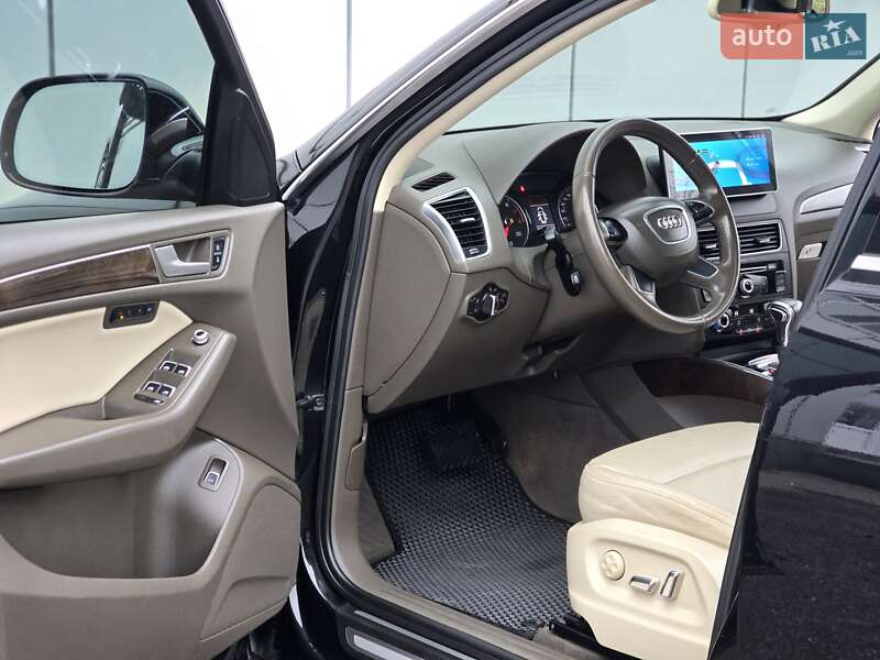 Внедорожник / Кроссовер Audi Q5 2012 в Харькове