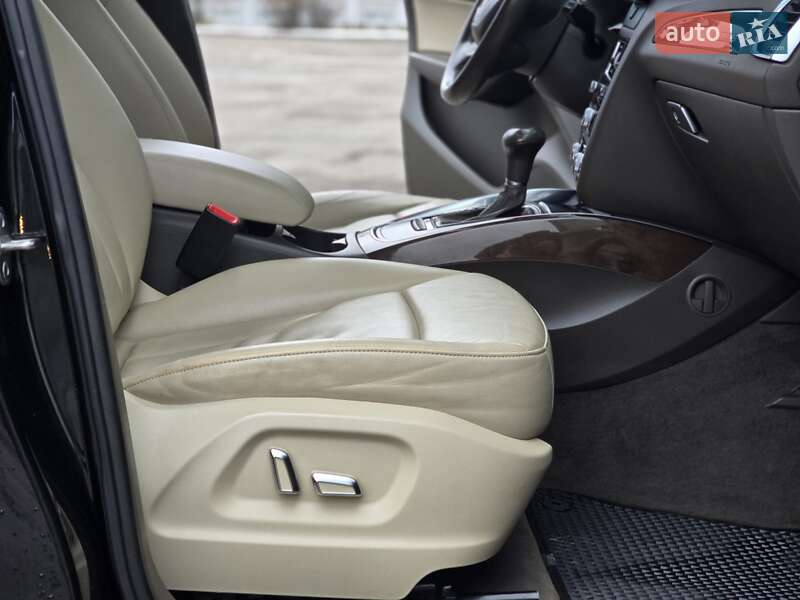 Внедорожник / Кроссовер Audi Q5 2012 в Харькове