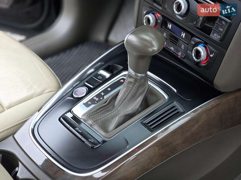 Внедорожник / Кроссовер Audi Q5 2012 в Харькове