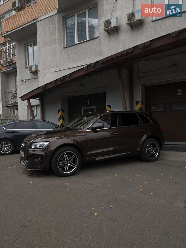 Внедорожник / Кроссовер Audi Q5 2012 в Киеве