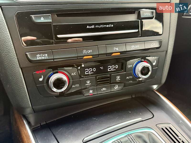 Внедорожник / Кроссовер Audi Q5 2015 в Харькове