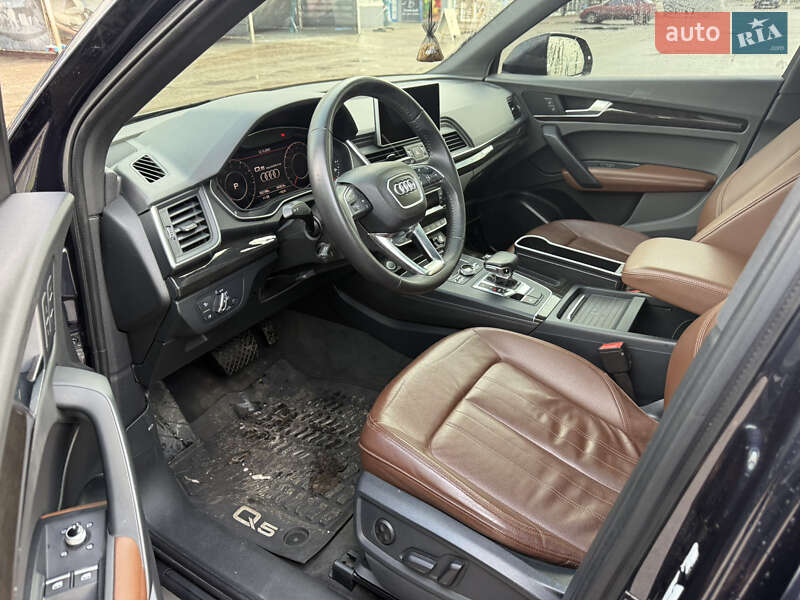 Внедорожник / Кроссовер Audi Q5 2019 в Запорожье