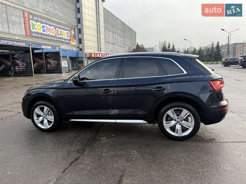 Внедорожник / Кроссовер Audi Q5 2019 в Запорожье