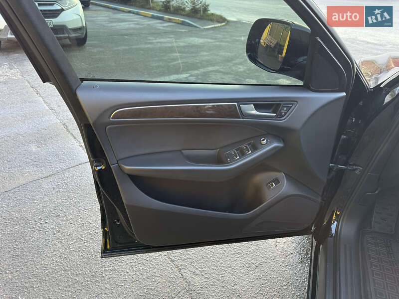 Внедорожник / Кроссовер Audi Q5 2013 в Харькове