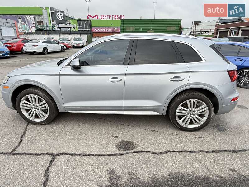 Внедорожник / Кроссовер Audi Q5 2018 в Киеве