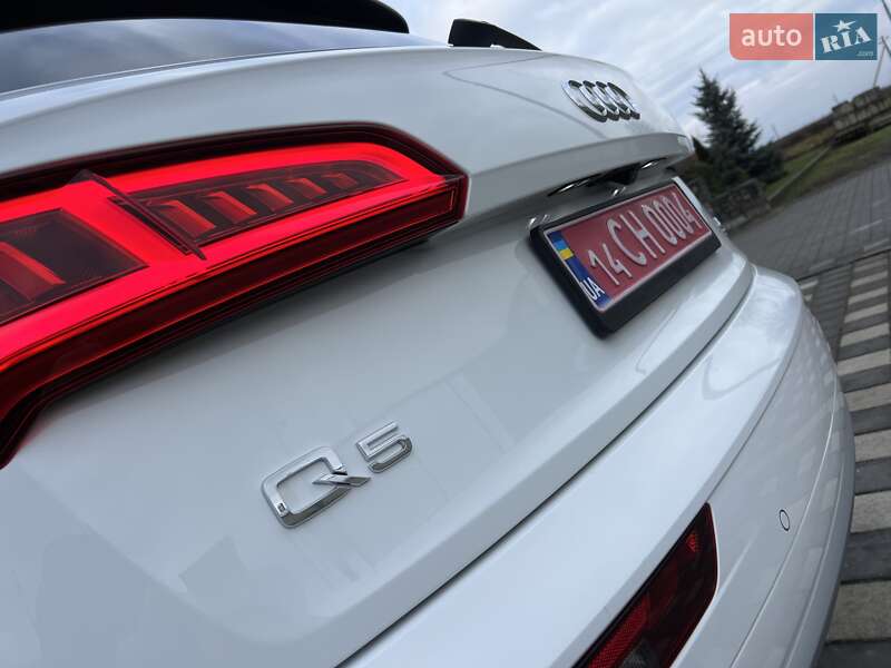 Внедорожник / Кроссовер Audi Q5 2018 в Стрые