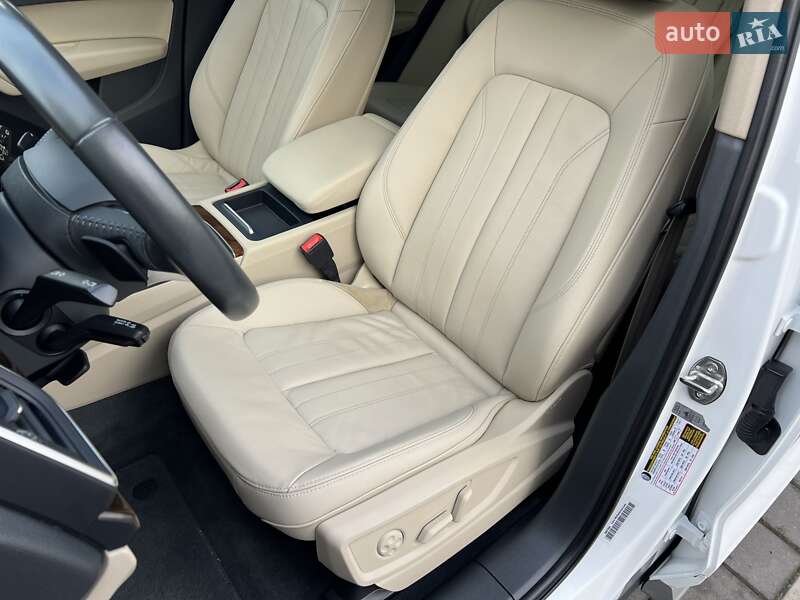 Внедорожник / Кроссовер Audi Q5 2018 в Стрые