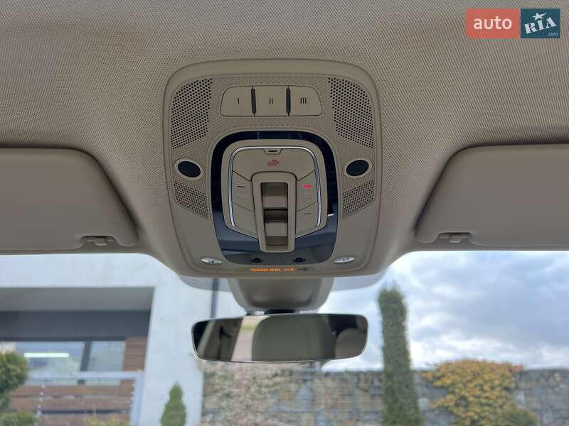 Внедорожник / Кроссовер Audi Q5 2018 в Стрые