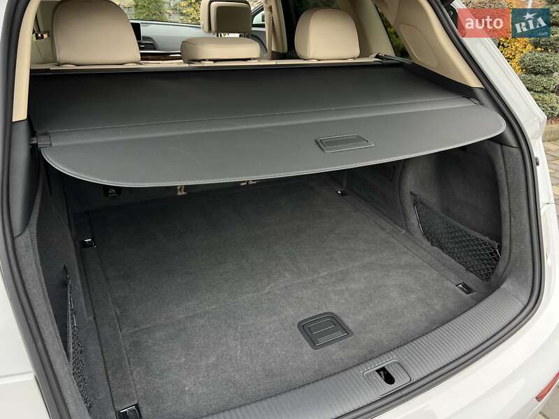 Внедорожник / Кроссовер Audi Q5 2018 в Стрые