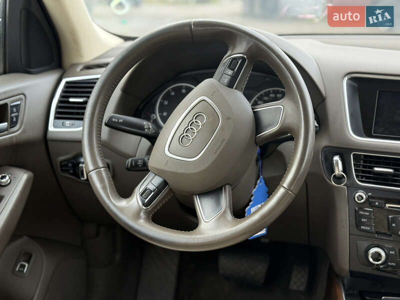 Внедорожник / Кроссовер Audi Q5 2015 в Стрые