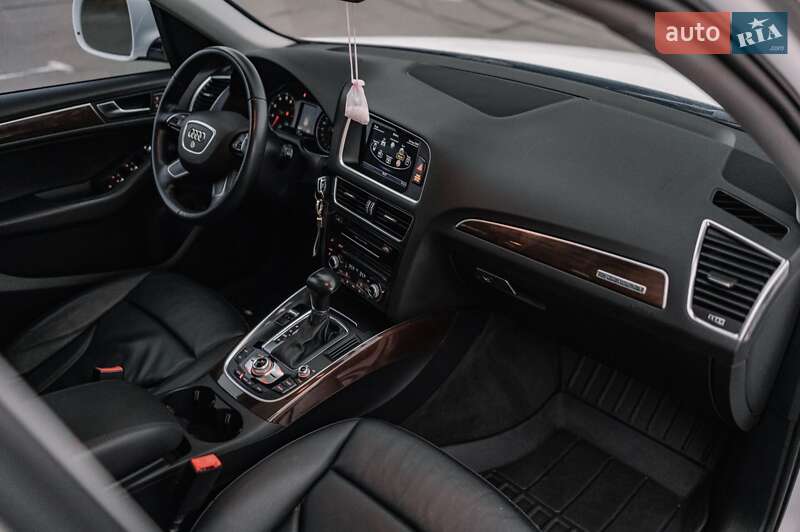 Внедорожник / Кроссовер Audi Q5 2015 в Ровно фото 57 Внедорожник / Кроссовер Audi Q5 2015 в Ровно