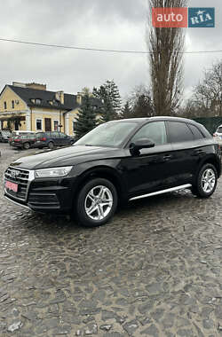 Внедорожник / Кроссовер Audi Q5 2018 в Луцке