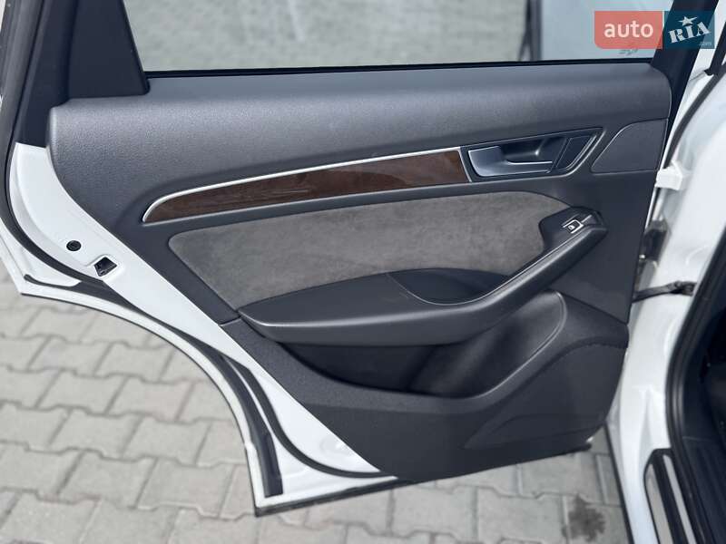 Внедорожник / Кроссовер Audi Q5 2016 в Виннице