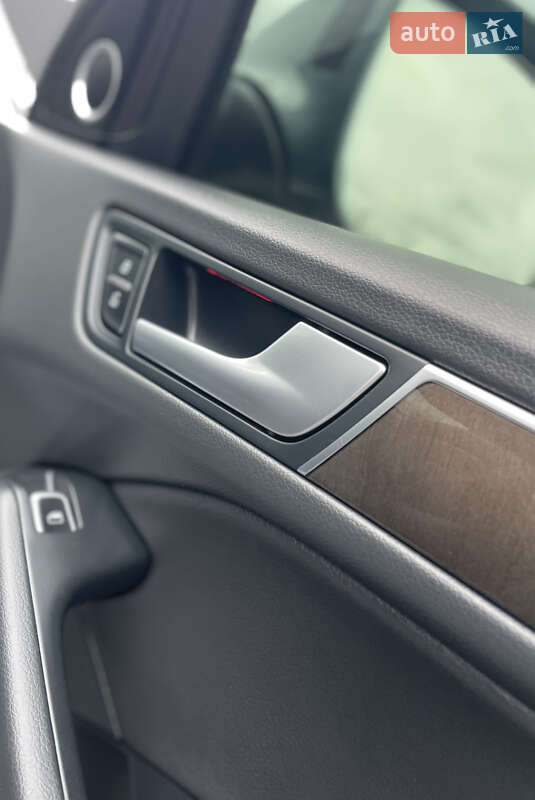 Внедорожник / Кроссовер Audi Q5 2015 в Дрогобыче фото 56 Внедорожник / Кроссовер Audi Q5 2015 в Дрогобыче