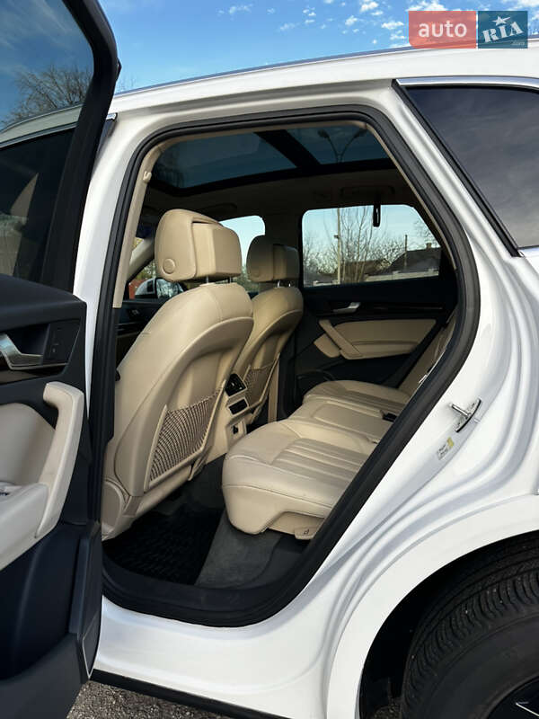 Внедорожник / Кроссовер Audi Q5 2020 в Василькове фото 29 Внедорожник / Кроссовер Audi Q5 2020 в Василькове