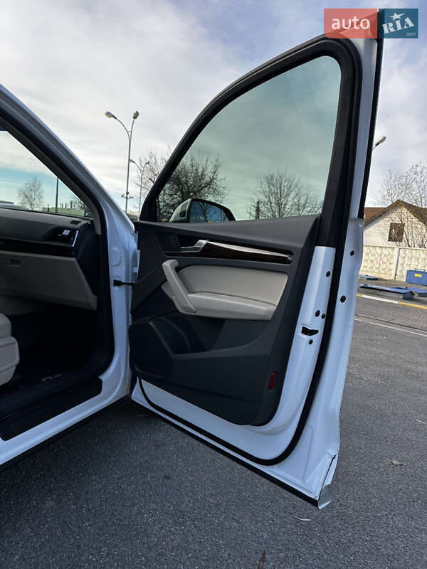 Внедорожник / Кроссовер Audi Q5 2020 в Василькове фото 37 Внедорожник / Кроссовер Audi Q5 2020 в Василькове