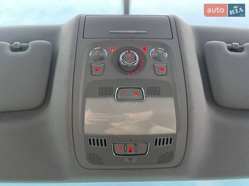 Внедорожник / Кроссовер Audi Q5 2014 в Киеве