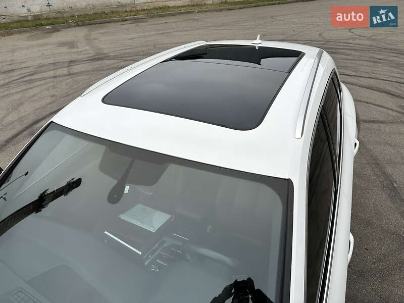 Внедорожник / Кроссовер Audi Q5 2017 в Киеве