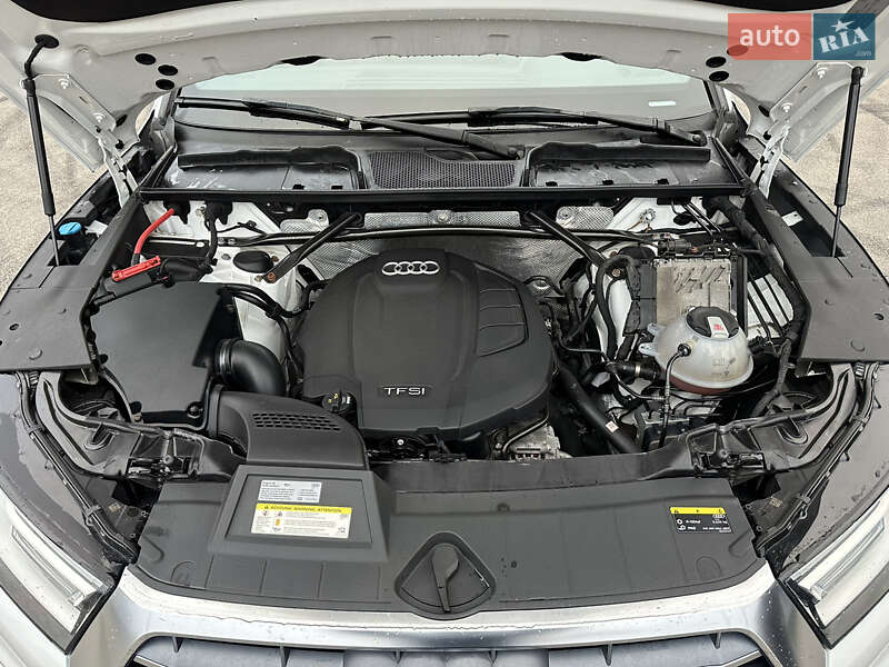 Внедорожник / Кроссовер Audi Q5 2017 в Киеве