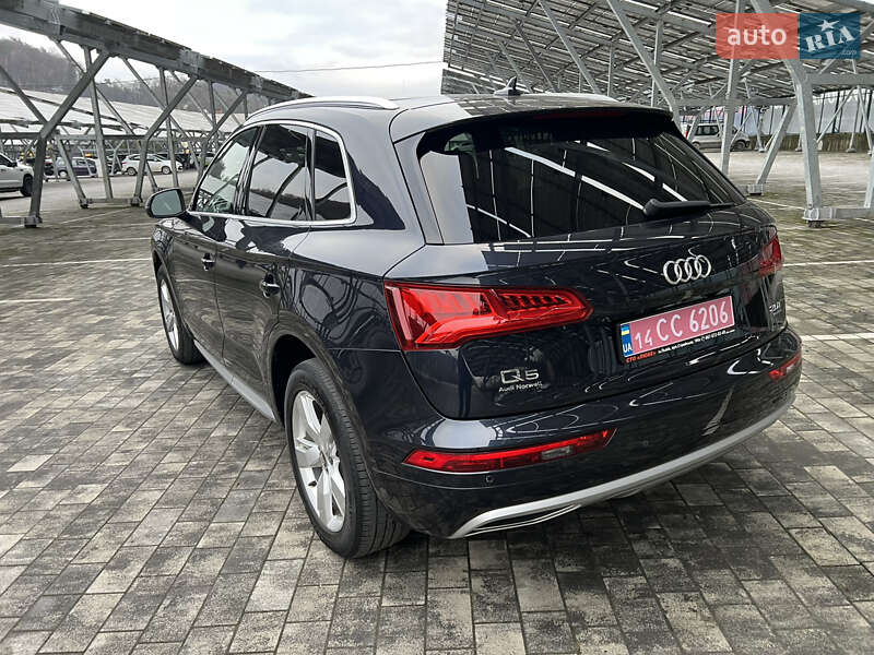 Внедорожник / Кроссовер Audi Q5 2018 в Львове