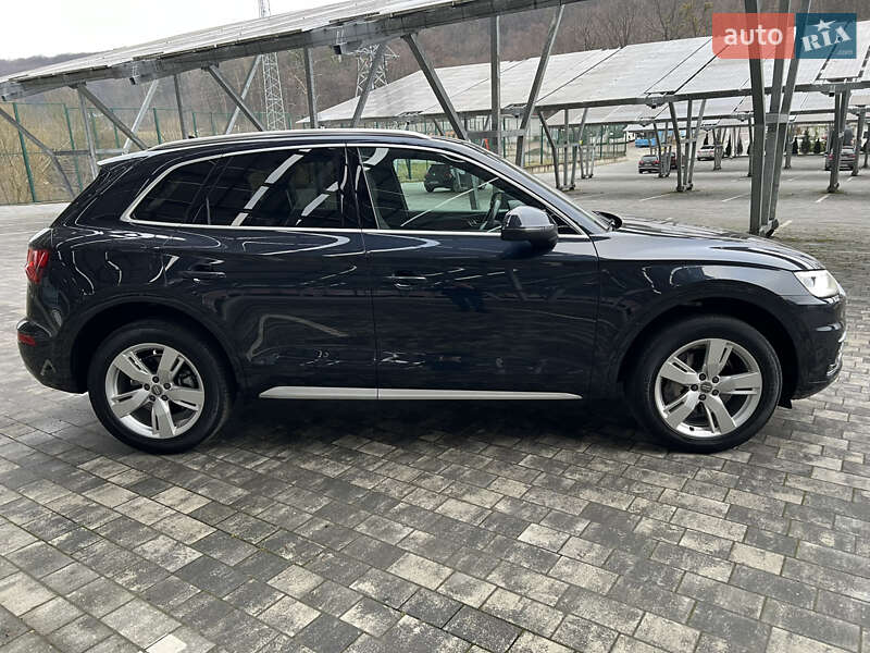 Внедорожник / Кроссовер Audi Q5 2018 в Львове