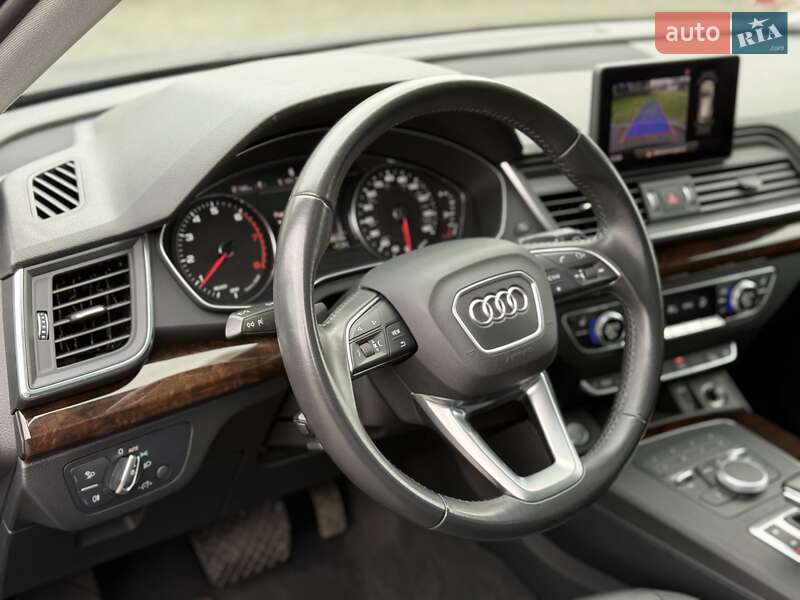 Внедорожник / Кроссовер Audi Q5 2020 в Львове фото 63 Внедорожник / Кроссовер Audi Q5 2020 в Львове