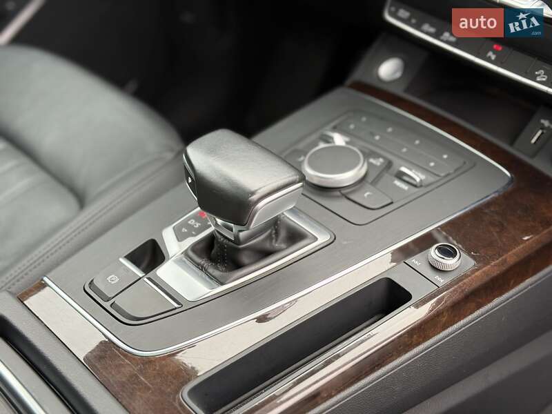 Внедорожник / Кроссовер Audi Q5 2020 в Львове фото 88 Внедорожник / Кроссовер Audi Q5 2020 в Львове