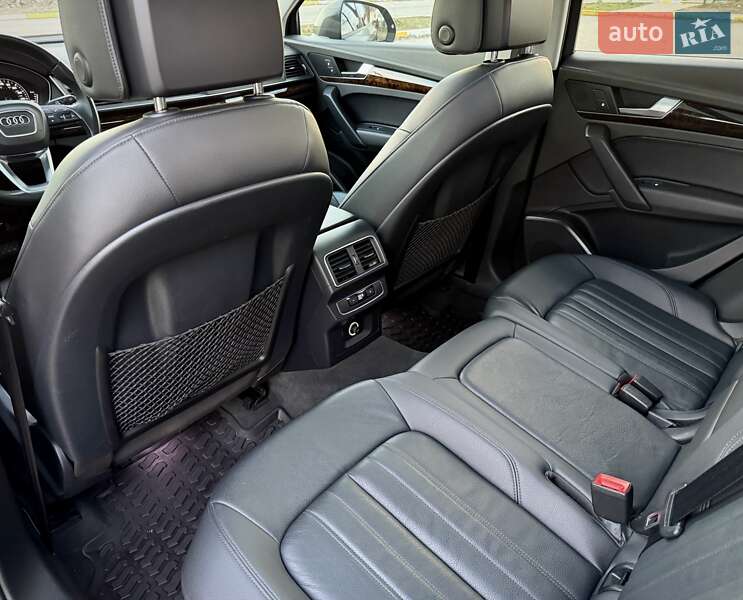 Внедорожник / Кроссовер Audi Q5 2017 в Киеве фото 19 Внедорожник / Кроссовер Audi Q5 2017 в Киеве