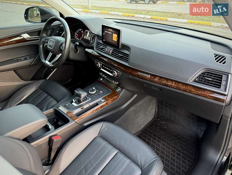 Внедорожник / Кроссовер Audi Q5 2017 в Киеве фото 23 Внедорожник / Кроссовер Audi Q5 2017 в Киеве