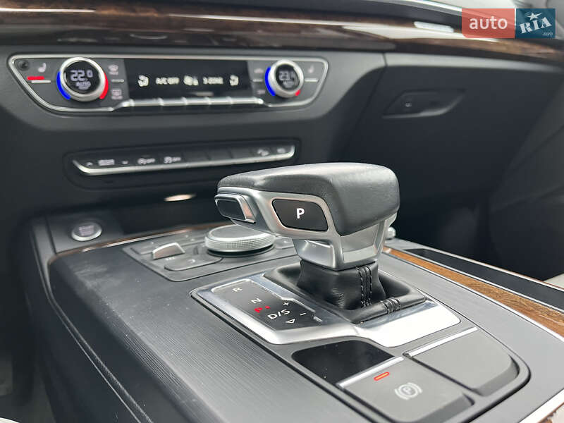 Внедорожник / Кроссовер Audi Q5 2018 в Львове фото 39 Внедорожник / Кроссовер Audi Q5 2018 в Львове