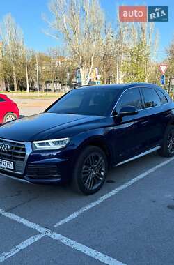 Внедорожник / Кроссовер Audi Q5 2017 в Львове