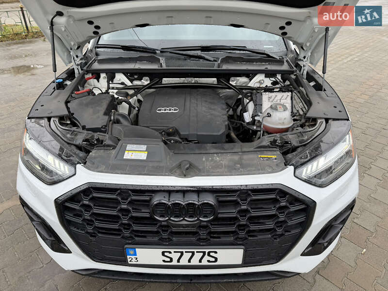 Внедорожник / Кроссовер Audi Q5 2020 в Нетешине