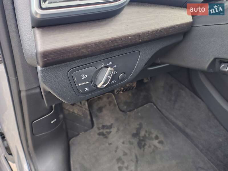 Внедорожник / Кроссовер Audi Q5 2023 в Днепре