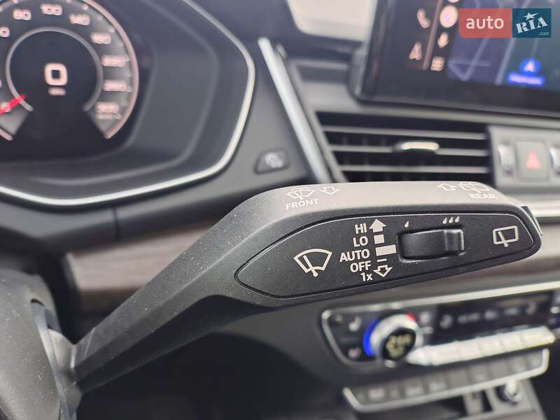 Внедорожник / Кроссовер Audi Q5 2023 в Днепре