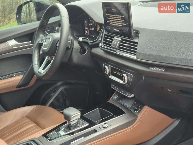 Внедорожник / Кроссовер Audi Q5 2022 в Харькове