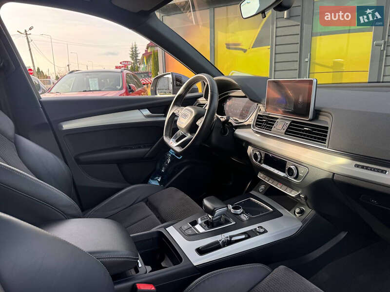 Внедорожник / Кроссовер Audi Q5 2016 в Стрые