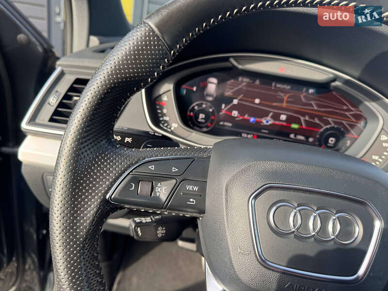 Внедорожник / Кроссовер Audi Q5 2016 в Стрые