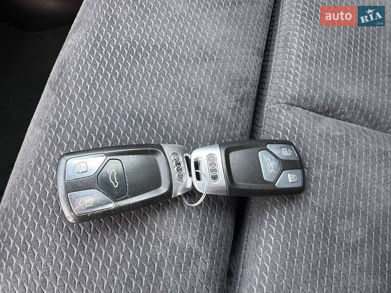 Внедорожник / Кроссовер Audi Q5 2016 в Стрые