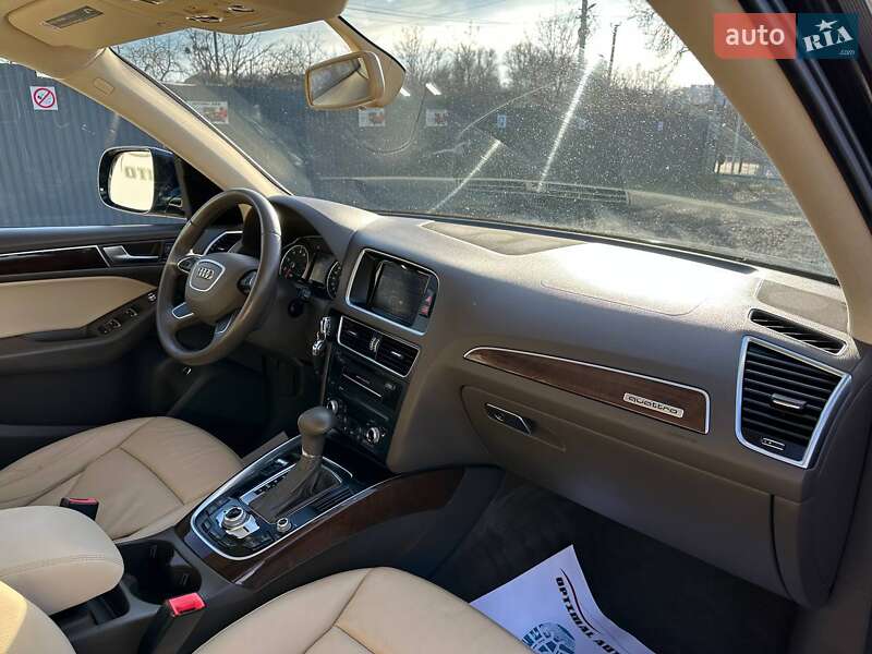 Внедорожник / Кроссовер Audi Q5 2016 в Львове