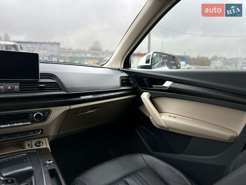 Внедорожник / Кроссовер Audi Q5 2018 в Харькове