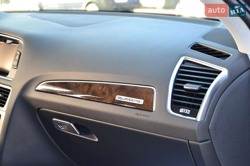 Внедорожник / Кроссовер Audi Q5 2015 в Дрогобыче