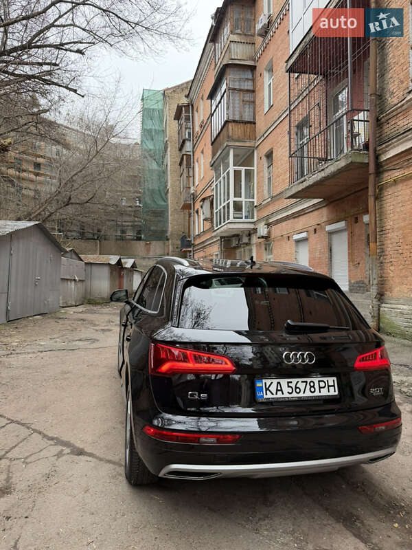 Внедорожник / Кроссовер Audi Q5 2017 в Киеве
