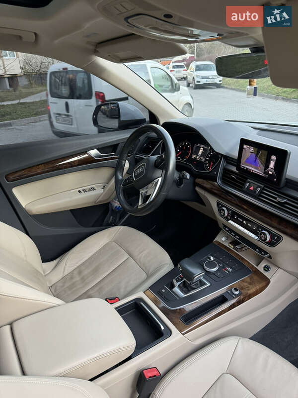 Внедорожник / Кроссовер Audi Q5 2017 в Львове фото 18 Внедорожник / Кроссовер Audi Q5 2017 в Львове